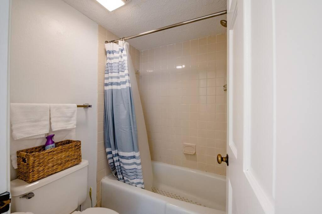 Royal Retreat-Amazing View-King Bed-1 Bedroom-Full Kitchen-Free Parking-Self Check-In Myrtle Beach Ngoại thất bức ảnh